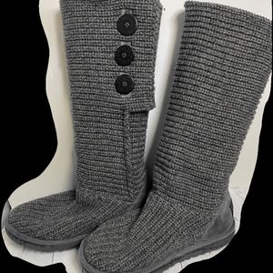 Ugg Classic knit cardi button down knit boot grey size 10